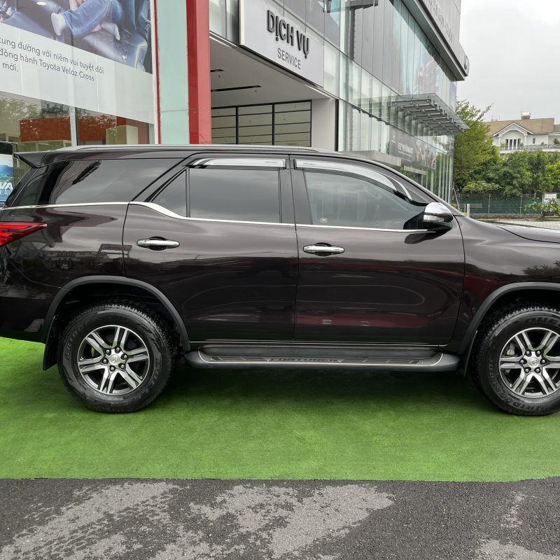 toyota fortuner 2.7v 4x2 số tự động giá tốt
