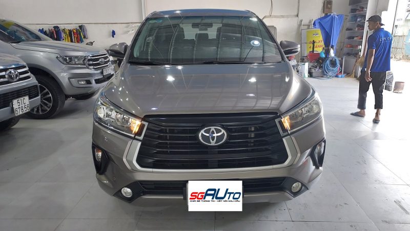 Toyota Innova số sàn cũ 2021 không tai nạn thủy kích, gia đình sử dụng