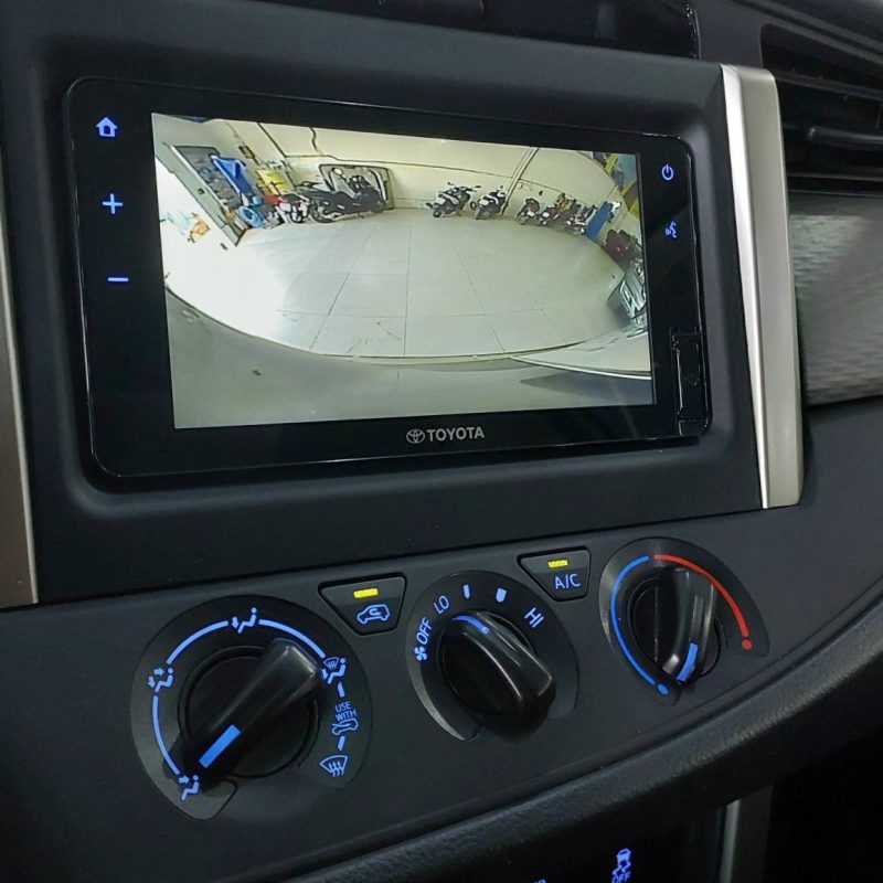 Toyota Innova số sàn cũ 2021 không tai nạn thủy kích, gia đình sử dụng