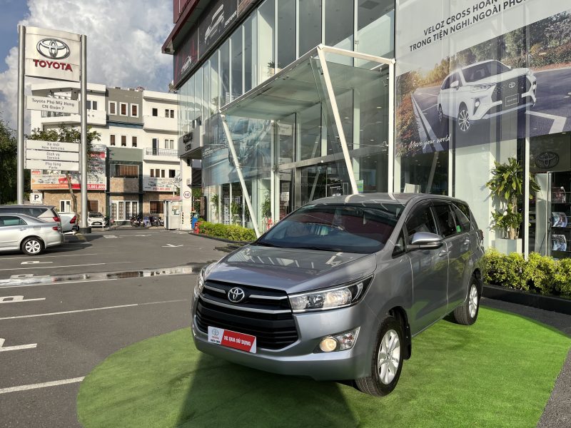 Toyota Innova 2.0E số sàn 2018 giá tốt còn thương lượng