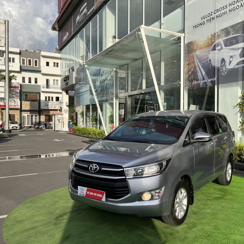 Toyota Innova 2.0E số sàn 2018 giá tốt còn thương lượng