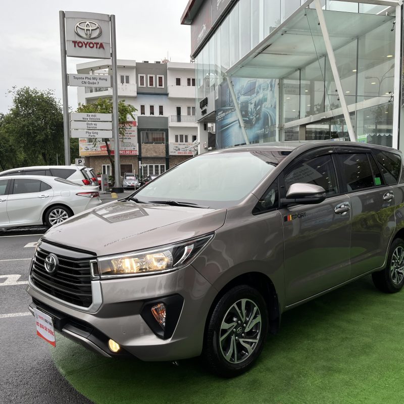 Toyota Innova E 2020 form mới giá tốt còn thương lượng