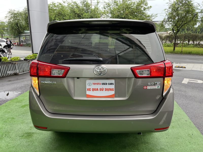 Toyota Innova E 2020 form mới giá tốt còn thương lượng