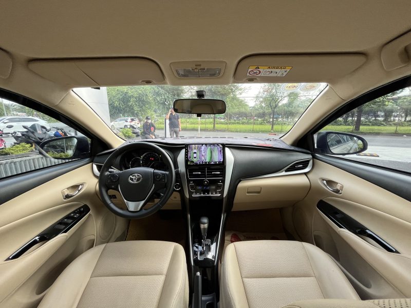 Toyota Vios G 2020 màu vàng cát giá tốt