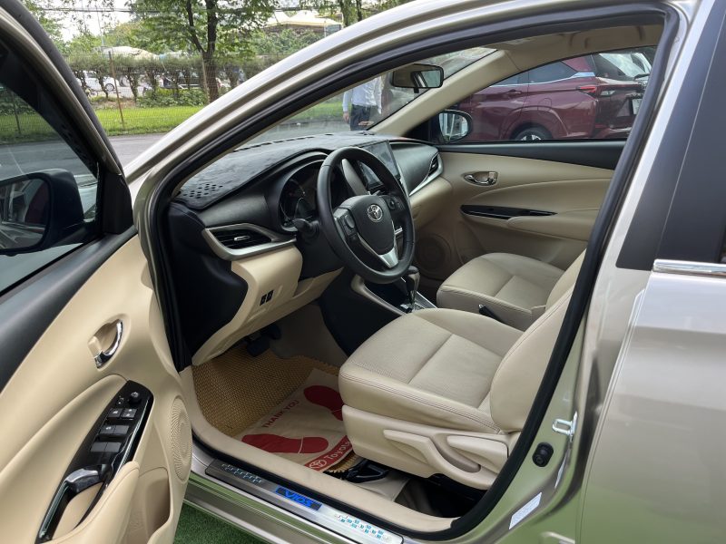 Toyota Vios G 2020 màu vàng cát giá tốt