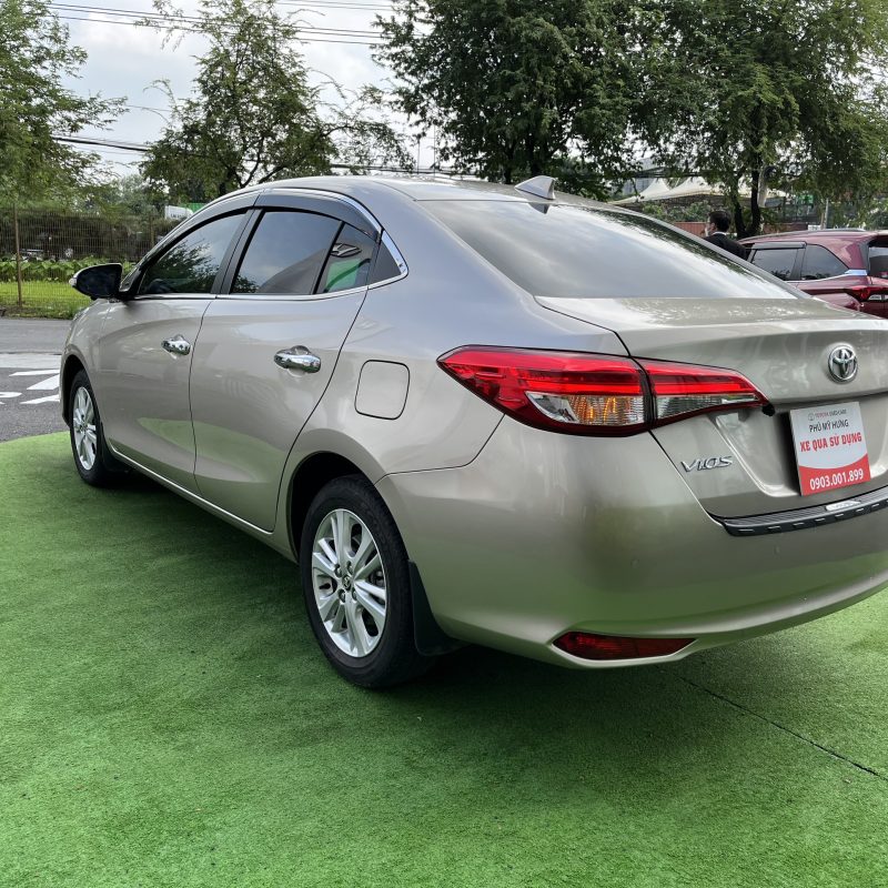 Toyota Vios G 2020 màu vàng cát giá tốt