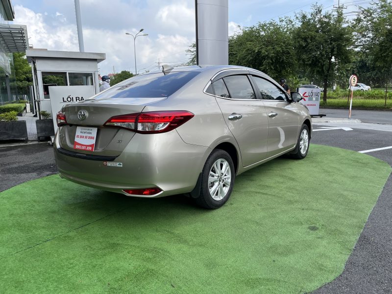 Toyota Vios G 2020 màu vàng cát giá tốt