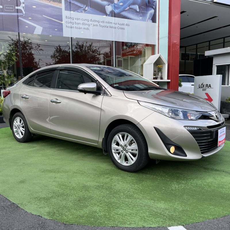 Toyota Vios G 2020 màu vàng cát giá tốt