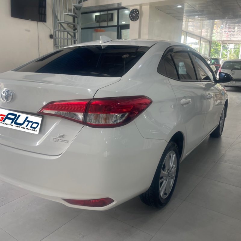 Toyota Vios E 2020 số sàn giá tốt
