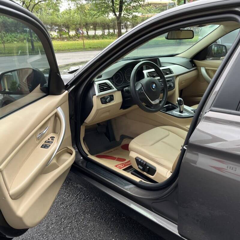 BMW 328i đời 2013 giá rẻ xe chất