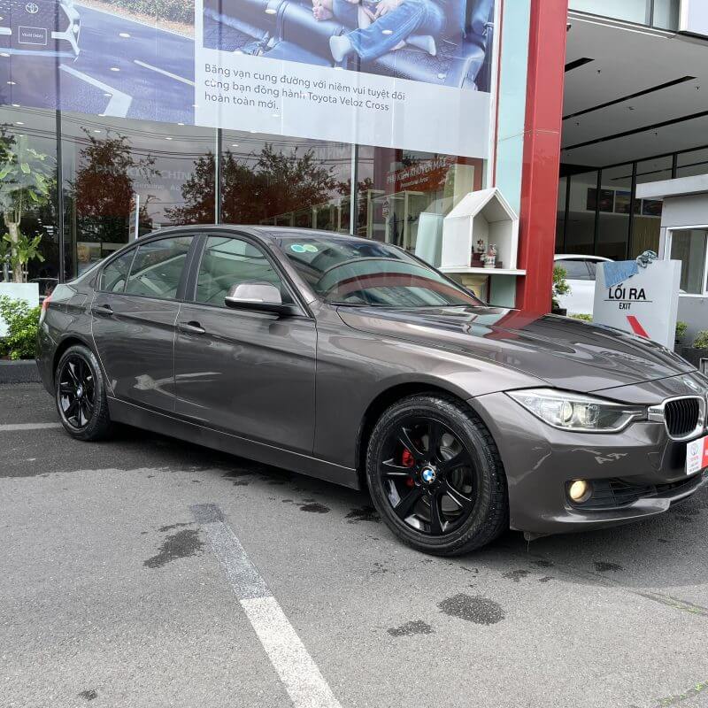 BMW 328i đời 2013 giá rẻ xe chất