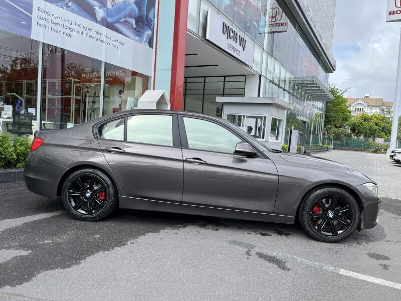 BMW 328i đời 2013 giá rẻ xe chất