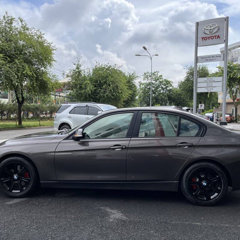 BMW 328i đời 2013 giá rẻ xe chất