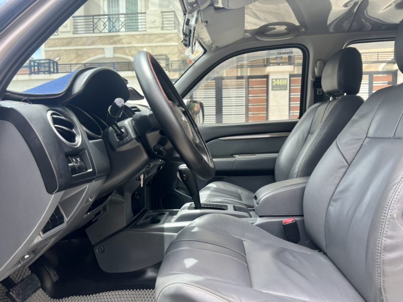 Ford Everest số tự động 2013 giá tốt