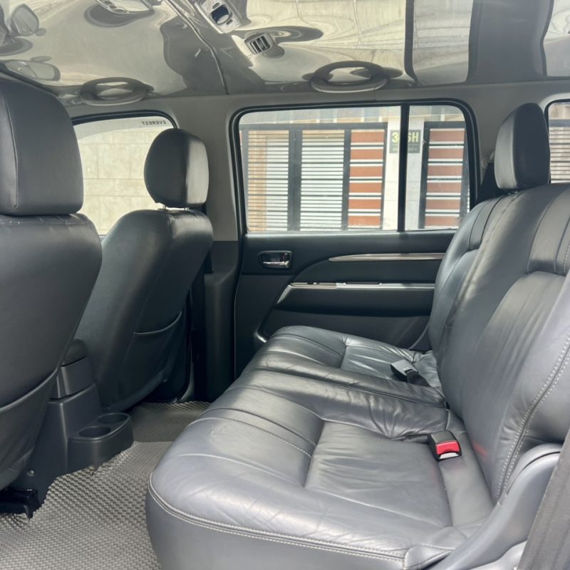 Ford Everest số tự động 2013 giá tốt