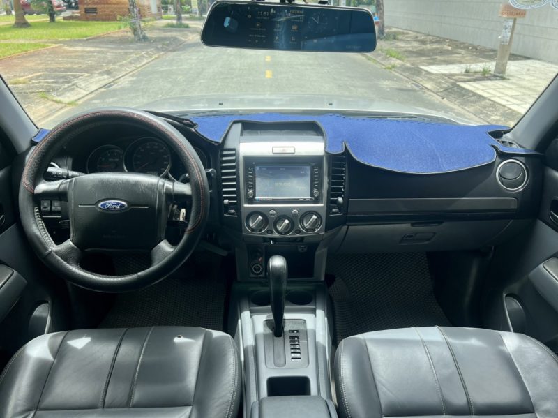 Ford Everest số tự động 2013 giá tốt