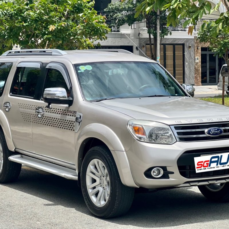 Ford Everest số tự động 2013 giá tốt