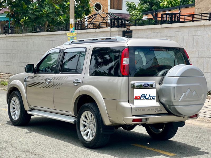 Ford Everest số tự động 2013 giá tốt