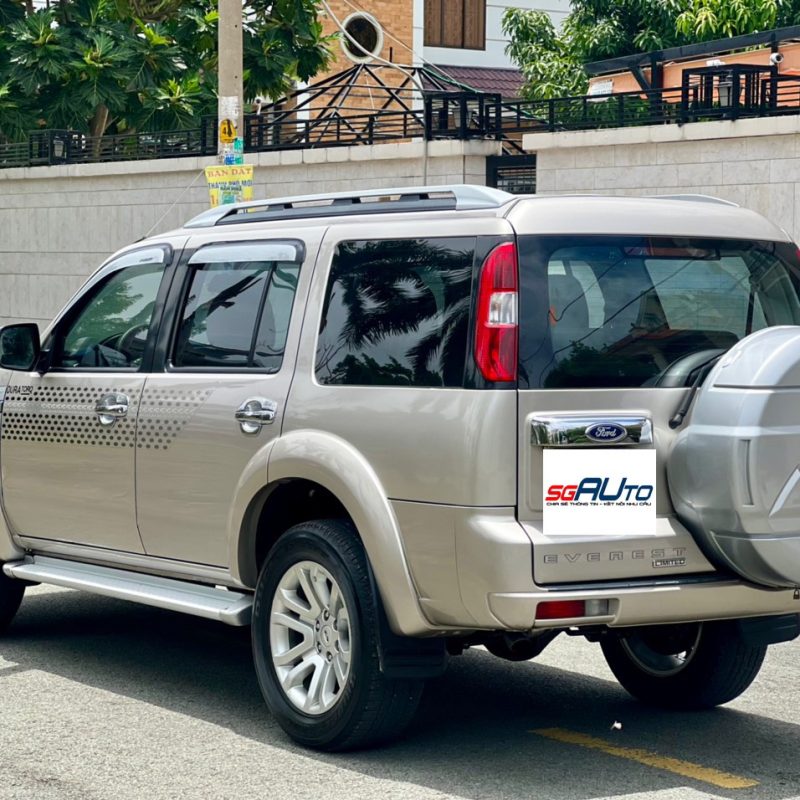 Ford Everest số tự động 2013 giá tốt