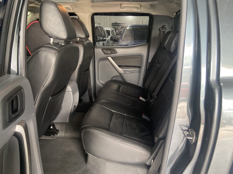 Ford Ranger cũ 2015 số tự động 1 cầu siêu lướt