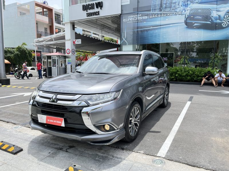 Mitsubishi Outlander Premium cũ 2018 giá tốt