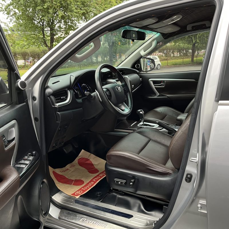 Toyota Fortuner máy dầu số tự động 2018 giá tốt