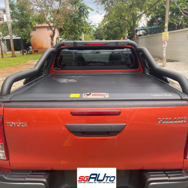 Toyota Hilux số sàn 2021 xe lướt giá tốt