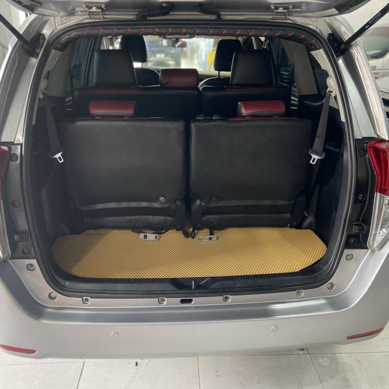 Toyota Innova số sàn 2018 giá tốt