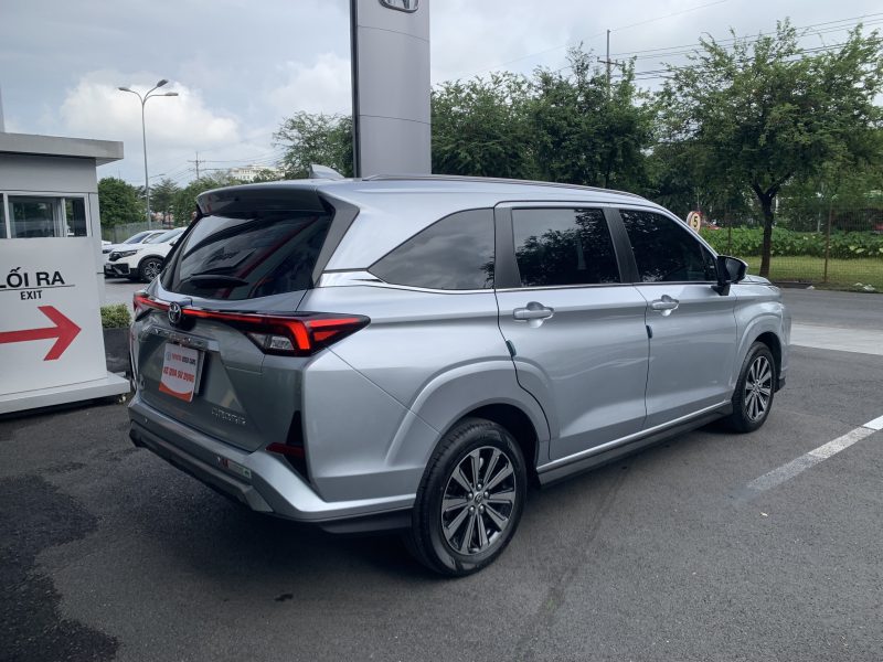 Toyota Veloz Cross 1.5 CVT siêu lướt giá tốt
