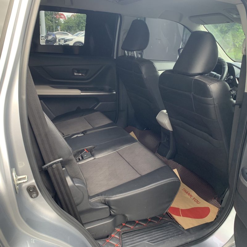 Toyota Veloz Cross 1.5 CVT siêu lướt giá tốt