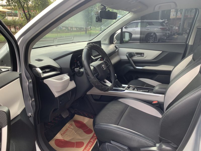 Toyota Veloz Cross 1.5 CVT siêu lướt giá tốt