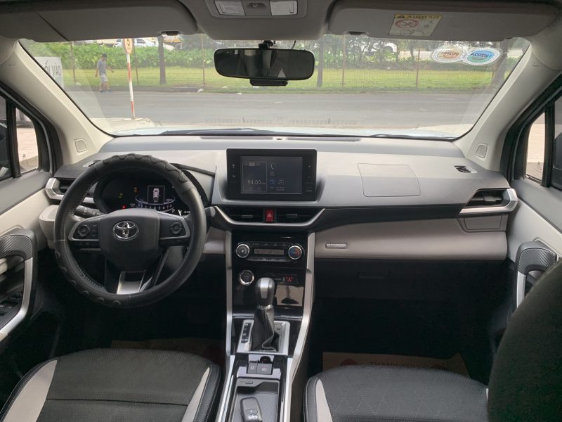 Toyota Veloz Cross 1.5 CVT siêu lướt giá tốt
