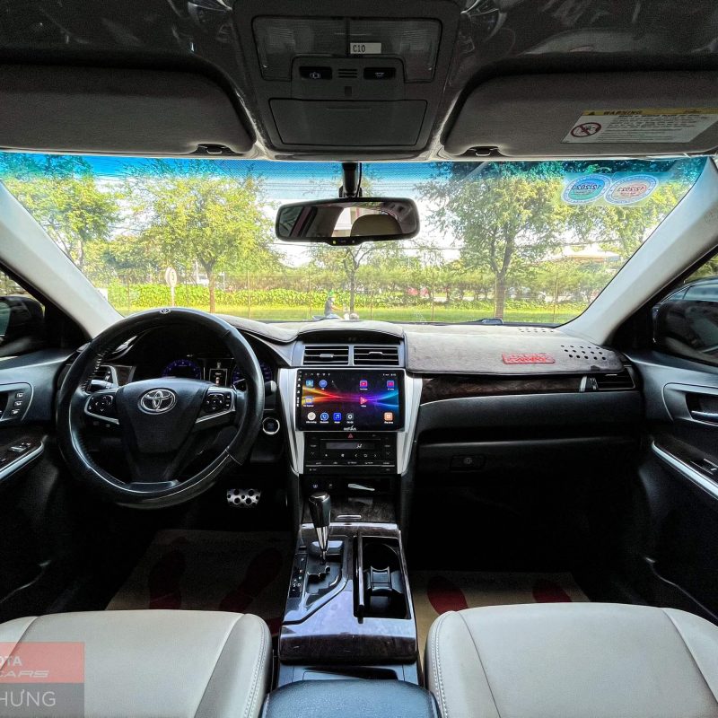 Toyota Camry 2.5Q 2016 màu đỏ giá tốt