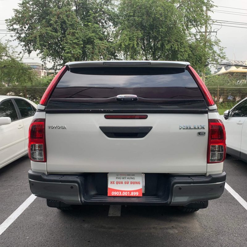 Hilux 2.4 số tự động cũ 2021 giá tốt