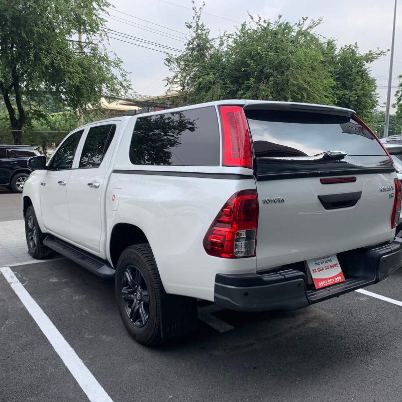 Hilux 2.4 số tự động cũ 2021 giá tốt