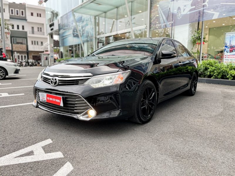 Toyota Camry 2.5Q 2016 - xe gia đình giá tốt