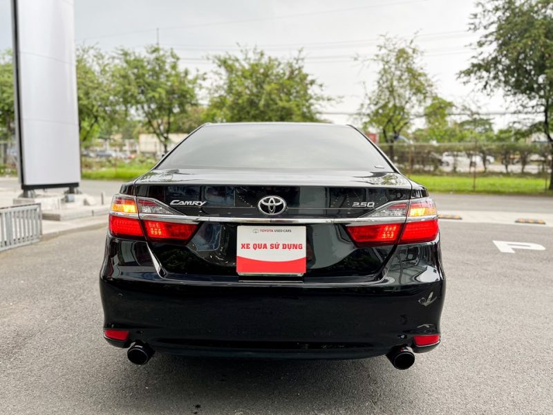 Toyota Camry 2.5Q 2016 - xe gia đình giá tốt
