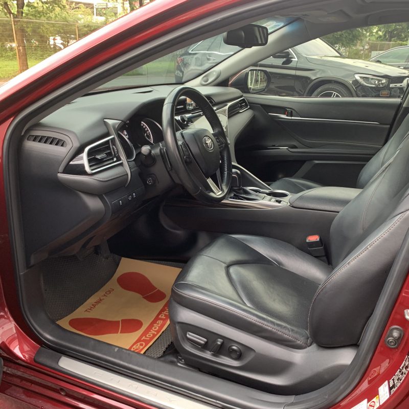 Camry 2.5Q 2019 đi 62.000km giá cực tốt