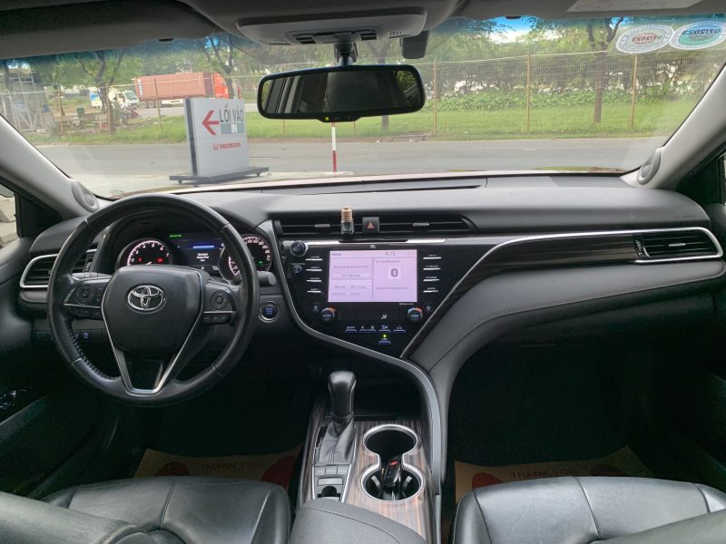 Camry 2.5Q 2019 đi 62.000km giá cực tốt