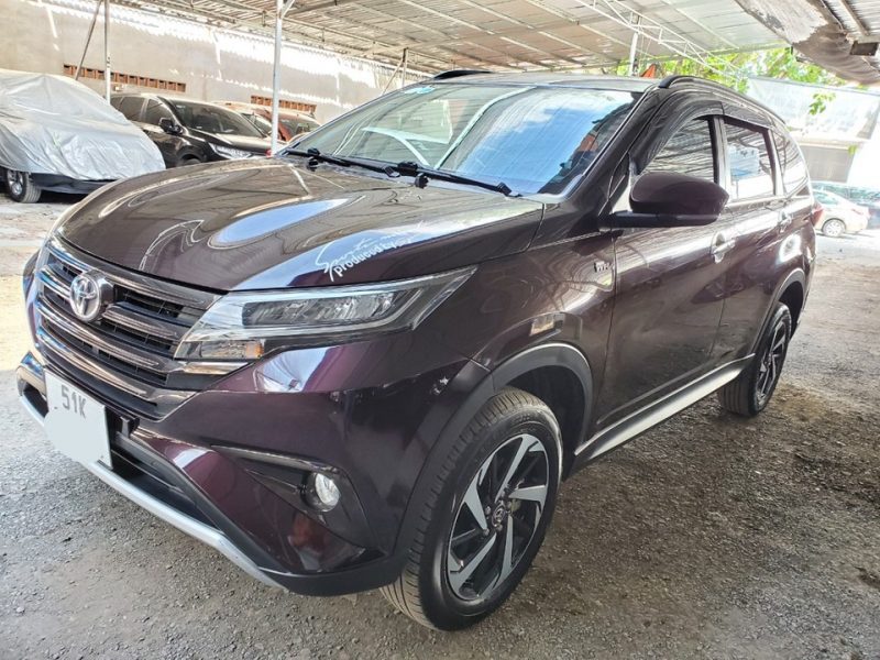 Bán xe Toyota Rush máy xăng đời 2021 giá tốt