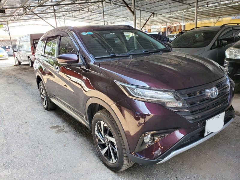 Bán xe Toyota Rush máy xăng đời 2021 giá tốt