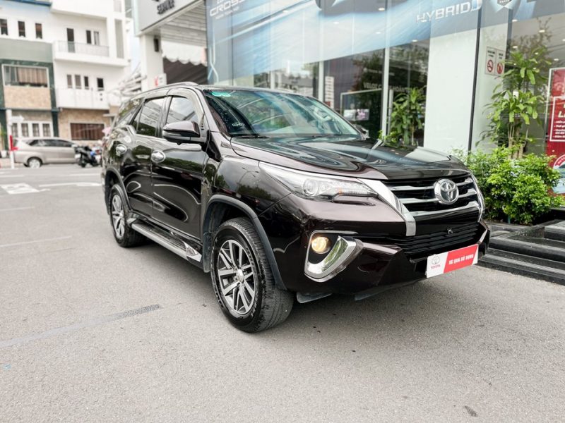 Toyota Fortuner máy dầu 2 cầu số tự động 2018 giá tốt