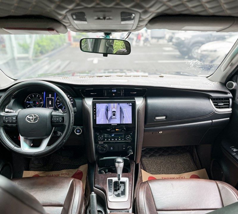 Toyota Fortuner máy dầu 2 cầu số tự động 2018 giá tốt