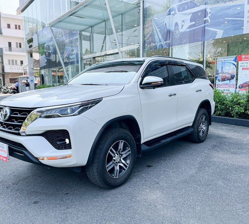 Toyota Fortuner 2.4AT cũ 2020 giá tốt
