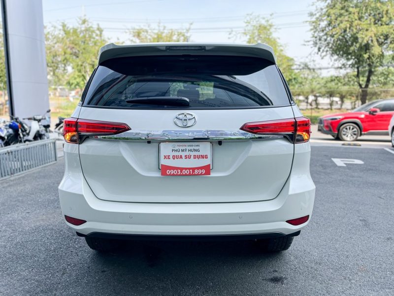 Toyota Fortuner 2.4AT cũ 2020 giá tốt