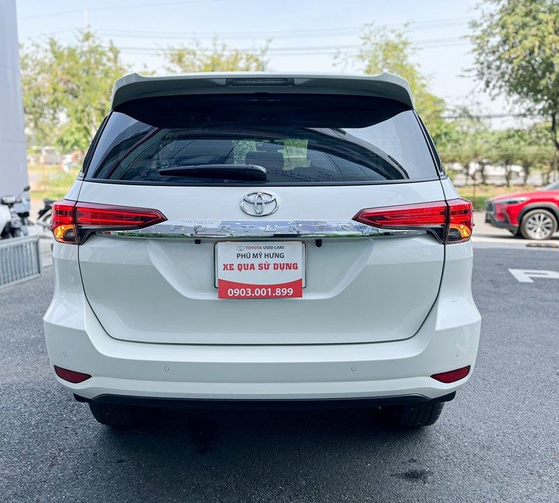 Toyota Fortuner 2.4AT cũ 2020 giá tốt