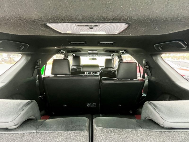 Toyota Fortuner Legender 2.4AT đời 2021 giá tốt