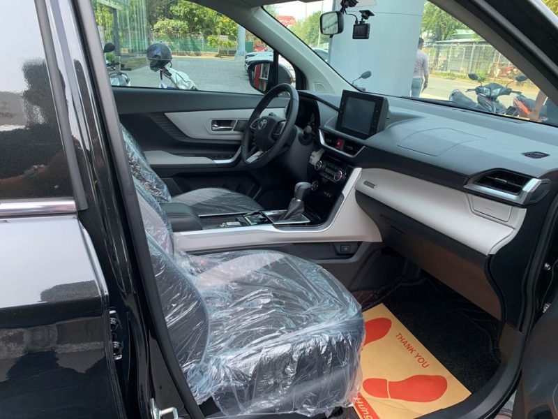 Toyota Veloz Cross 2022 siêu lướt giá tốt
