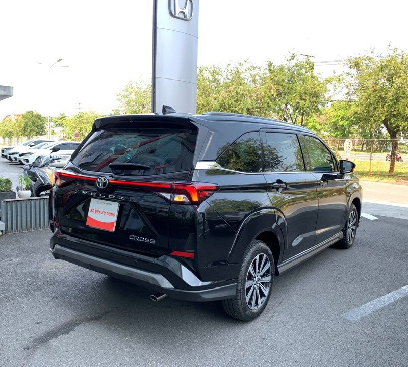 Toyota Veloz Cross 2022 siêu lướt giá tốt