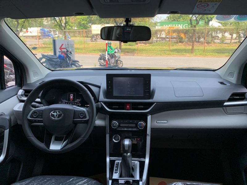 Toyota Veloz Cross 2022 siêu lướt giá tốt